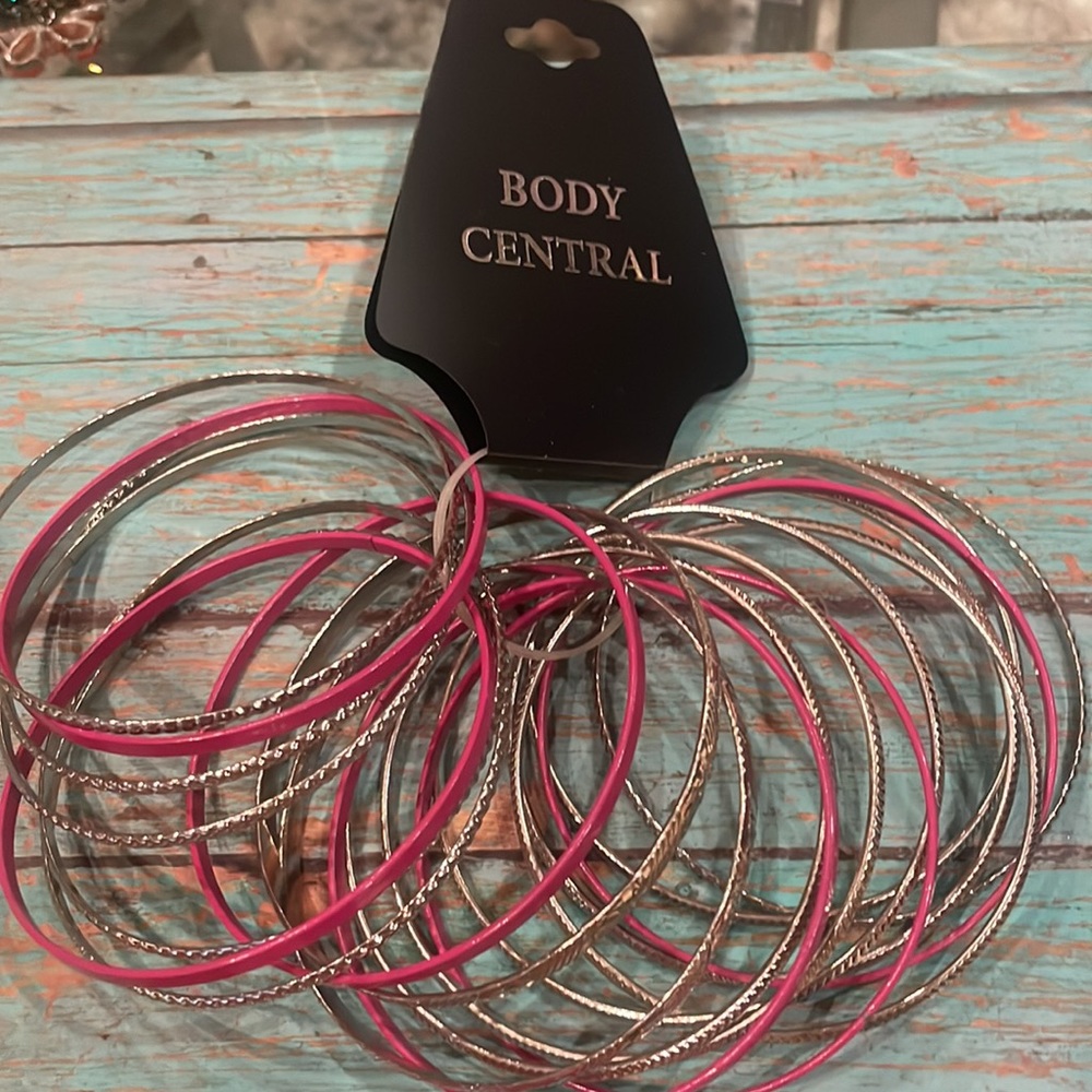 Body central pink and silver bangle bracelets - Picture 4 of 5